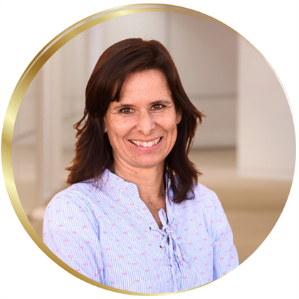  Carla Storz
Expertin für deine Positionierung + dein Angebot 